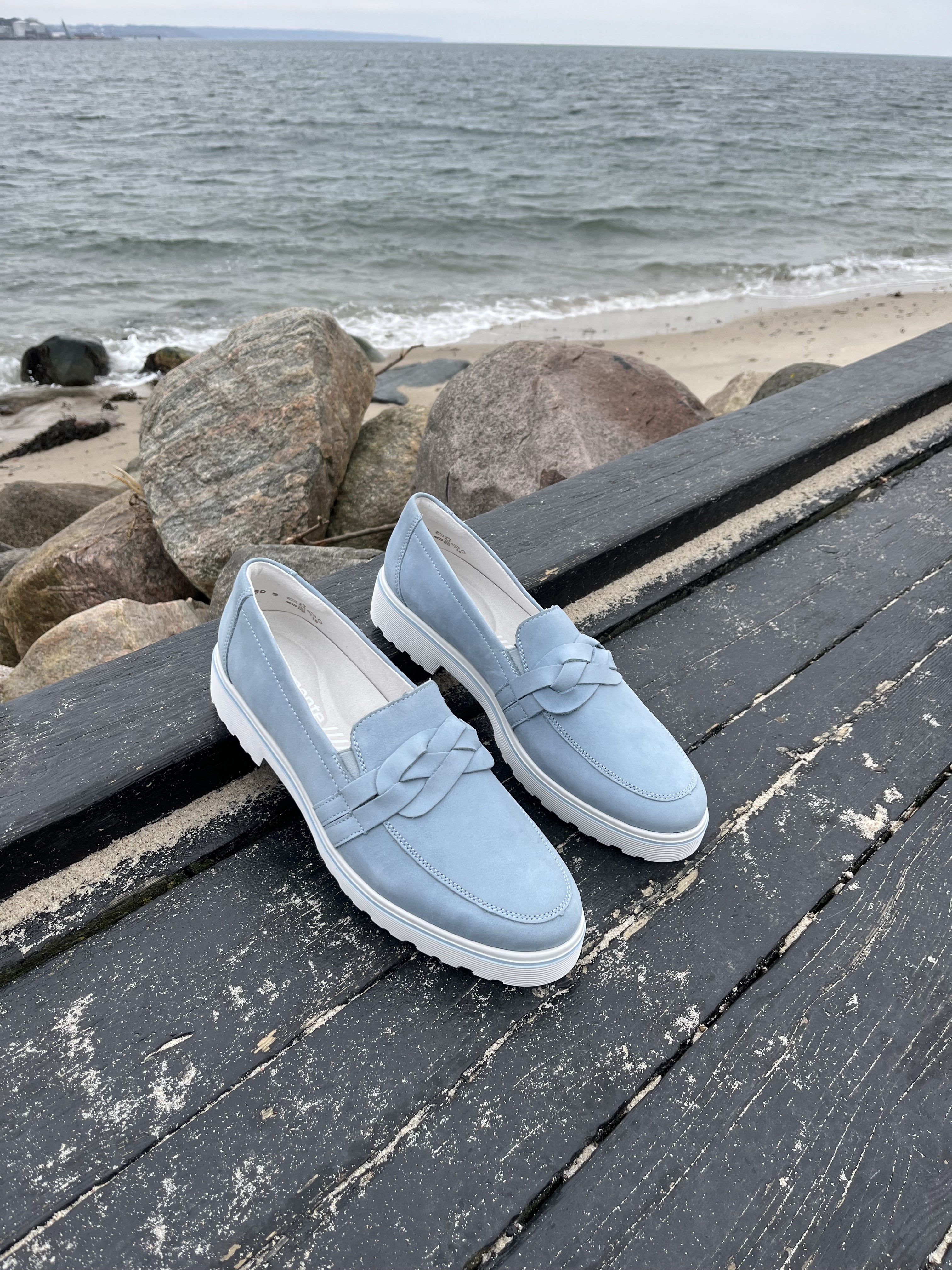 Remonte - Lyseblå loafers