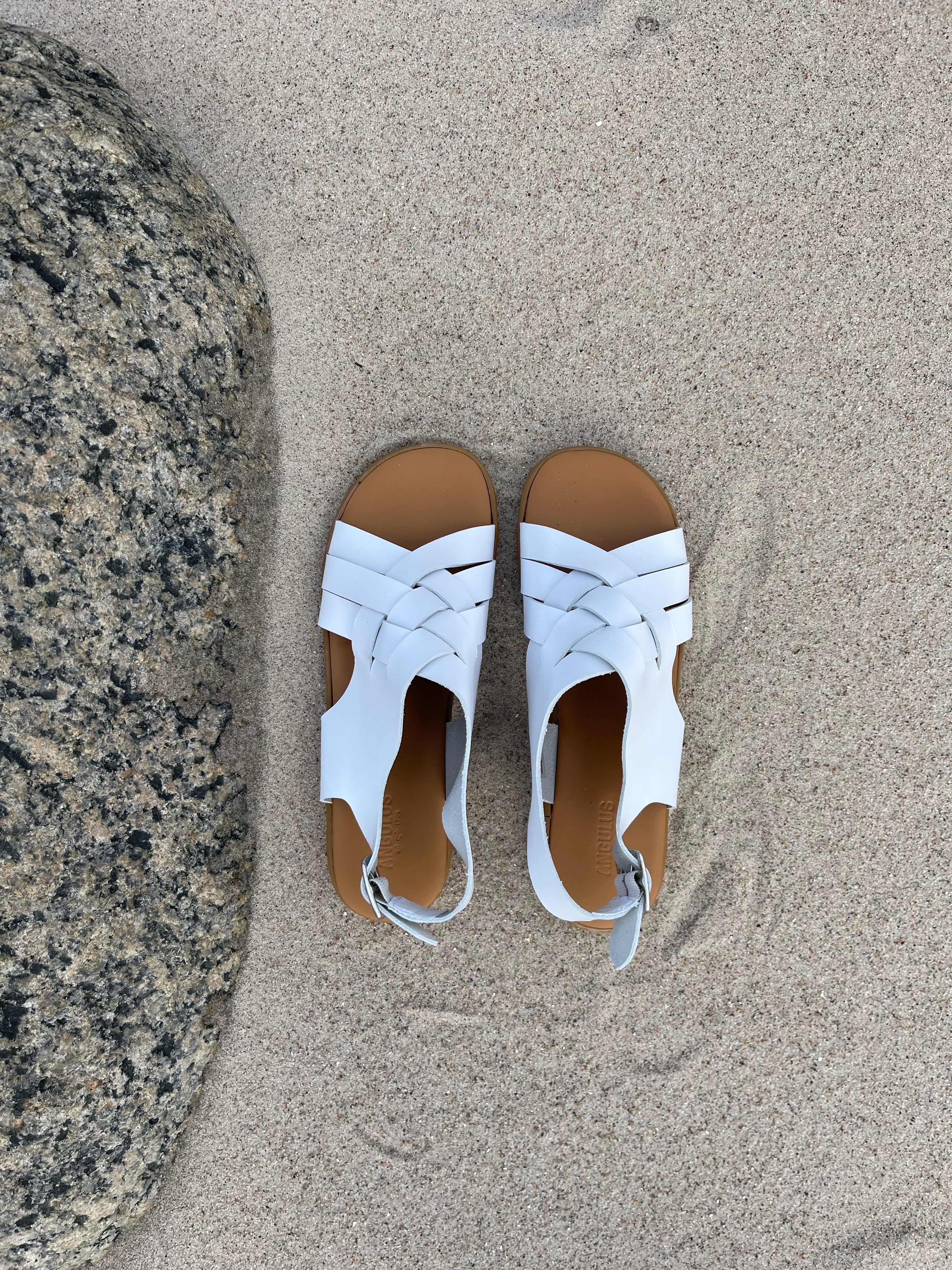 Angulus - Hvid sandal