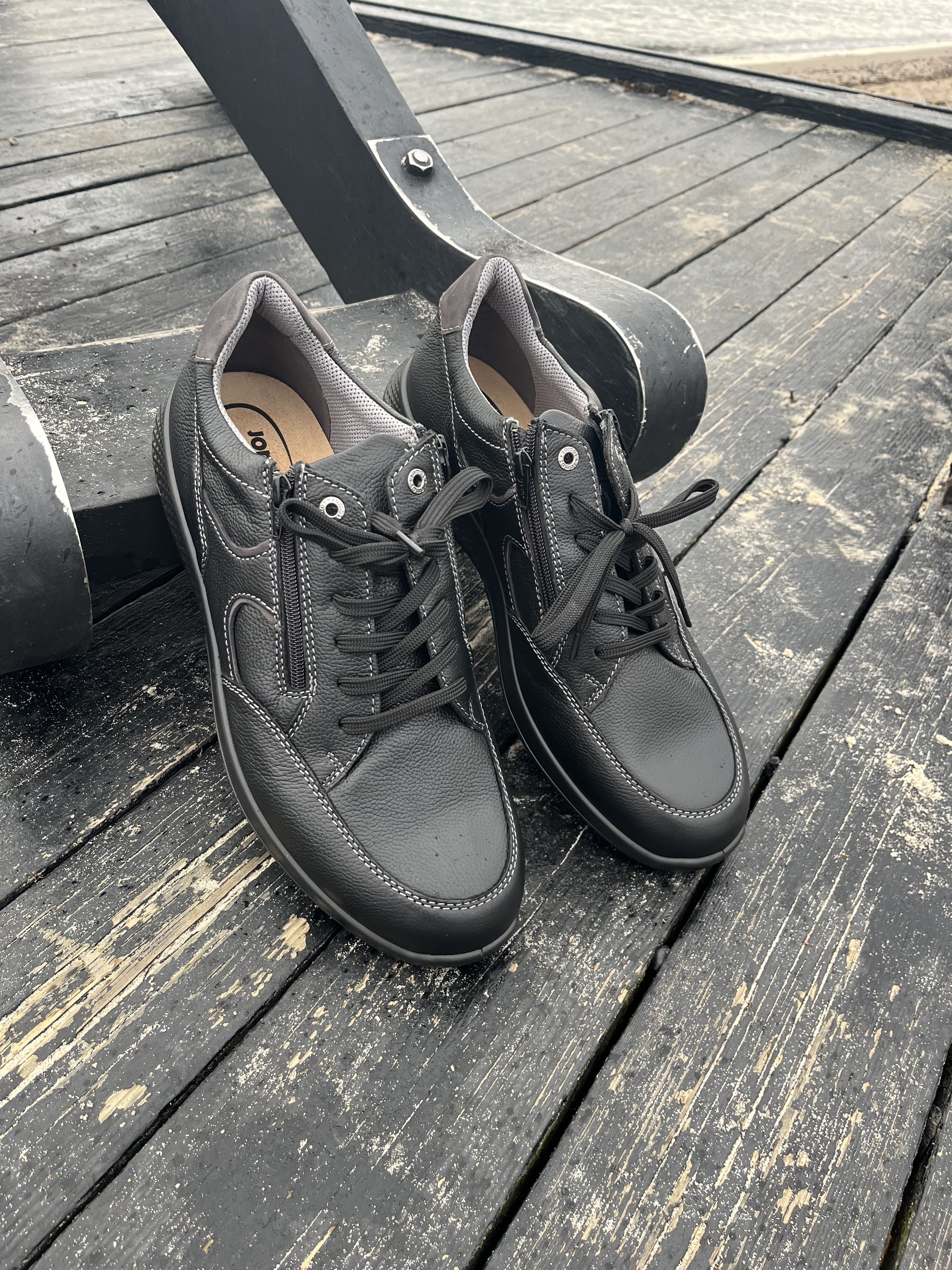 Jomos - Sort læder snekaers (EKSTRA BRED)