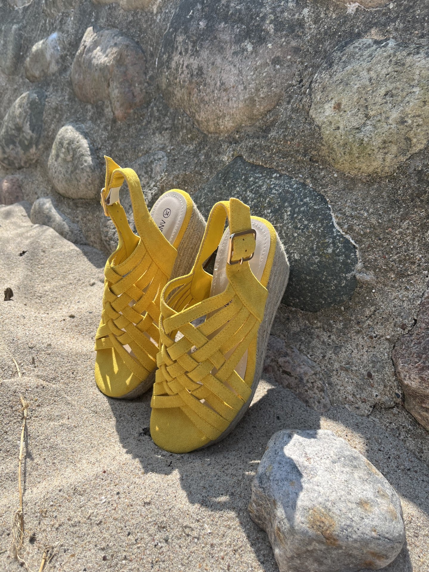 Andres machado - Gul sandal