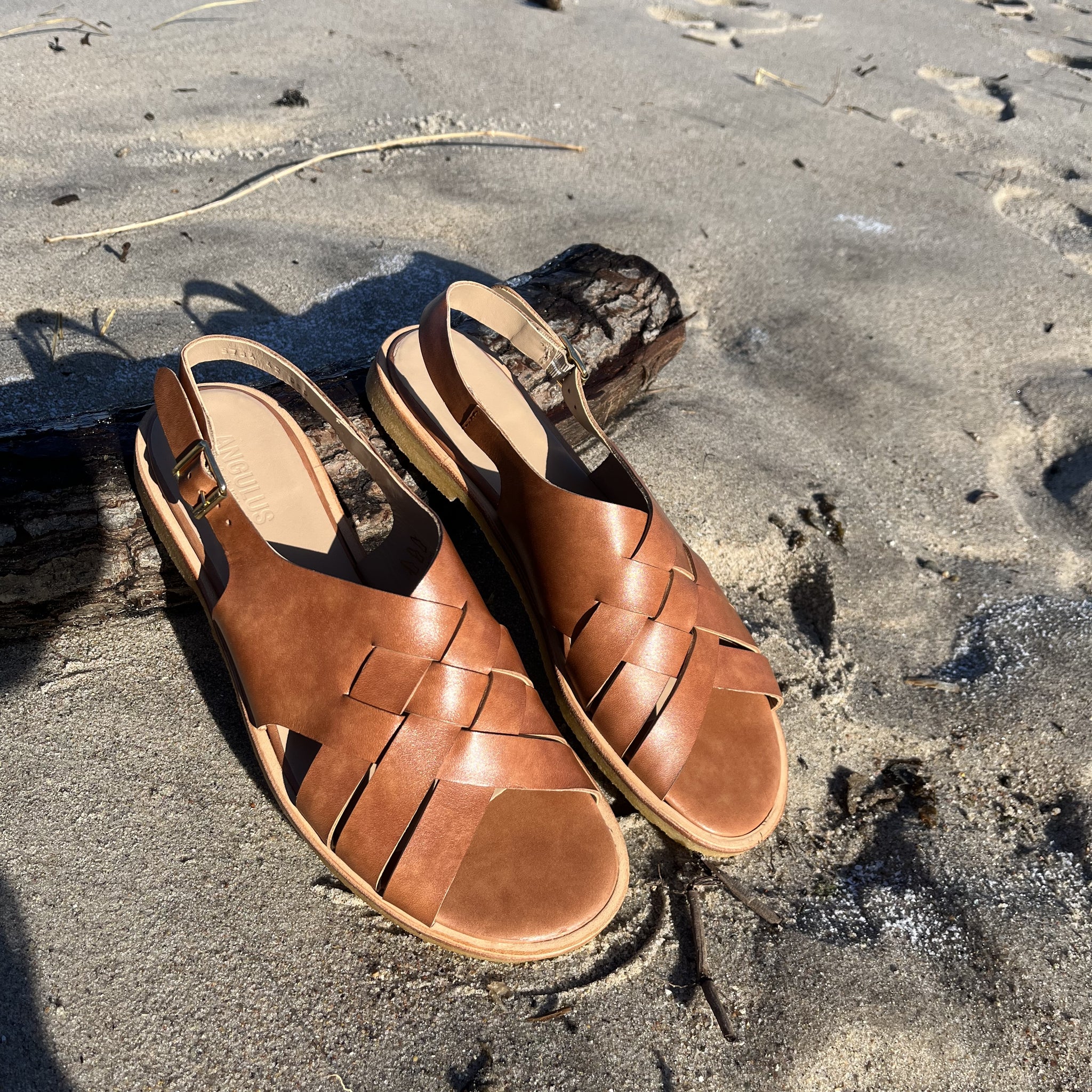 Angulus - Brun sandal